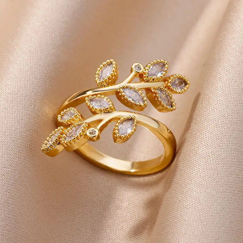 Double Leaves Ring