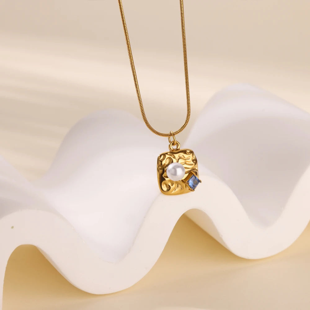 Irregular Geometric Necklace