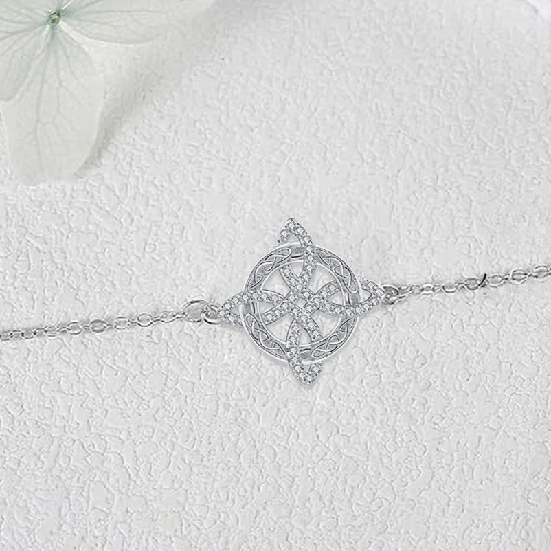 Witch Knot Bracelet