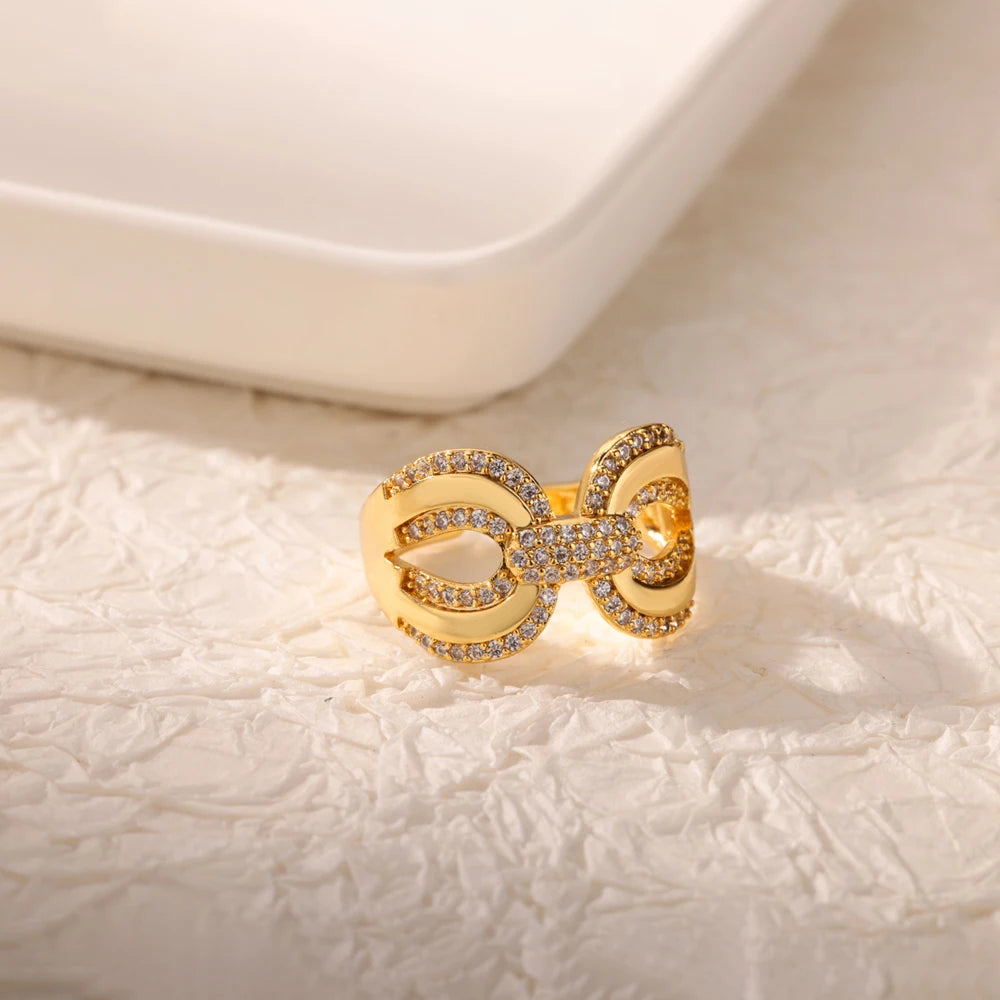Zirconia Knot Ring