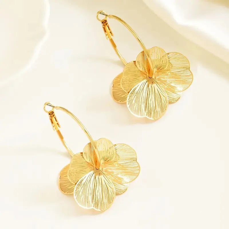 Flower Dangle Earrings
