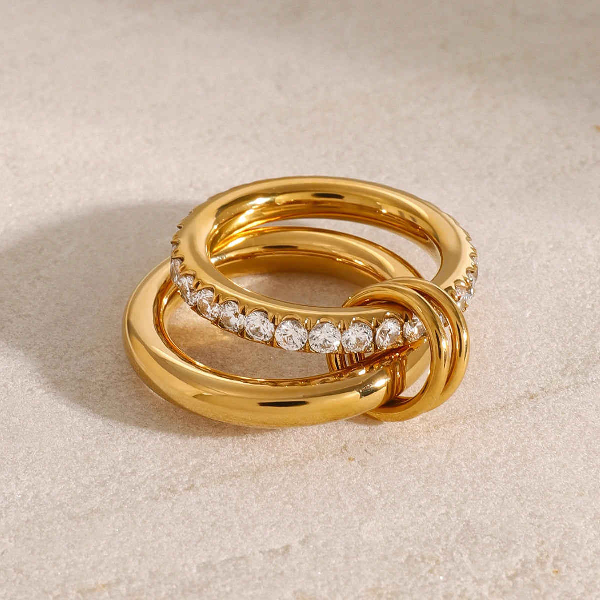 White Inlaid Zirconia Ring