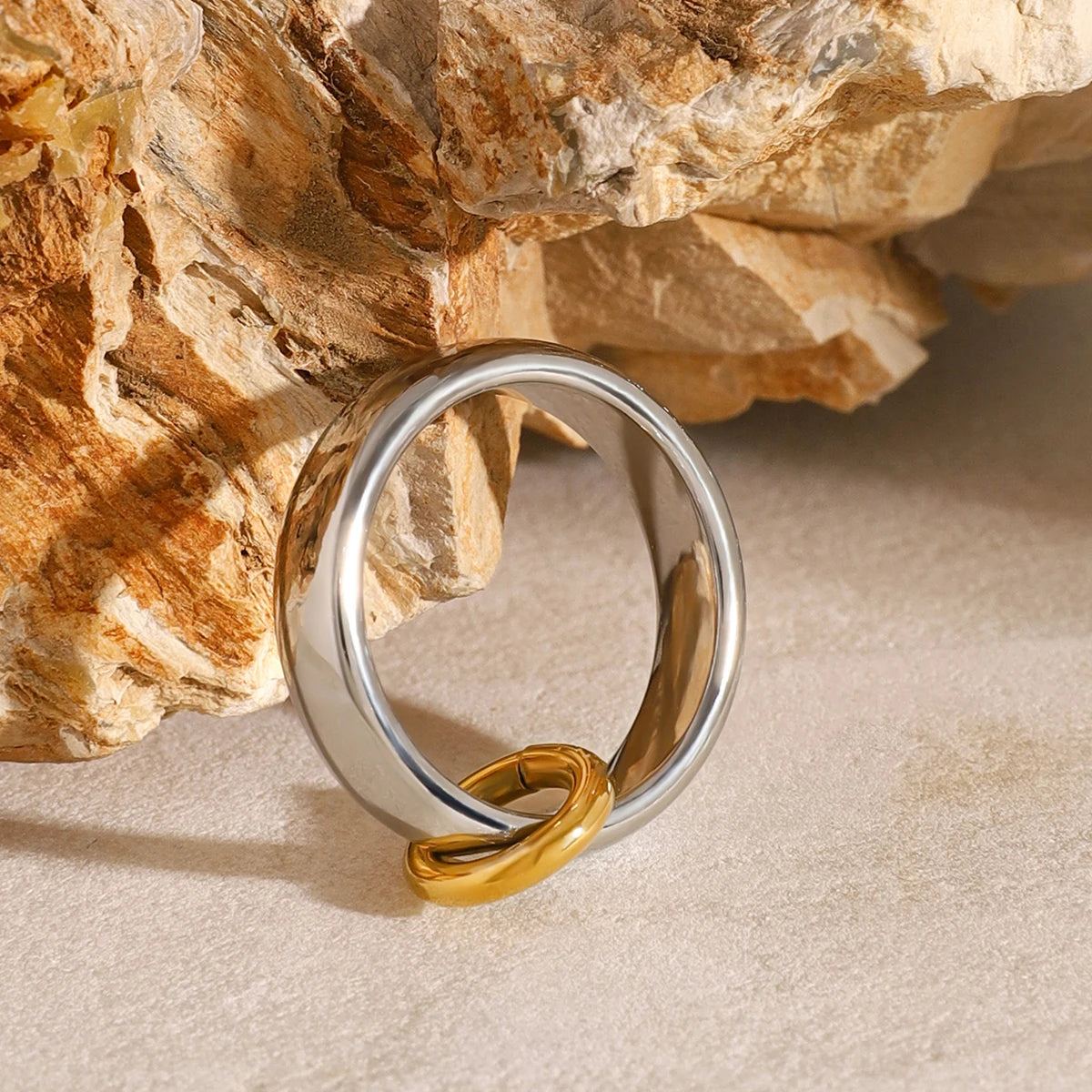 Single Hoop Ring