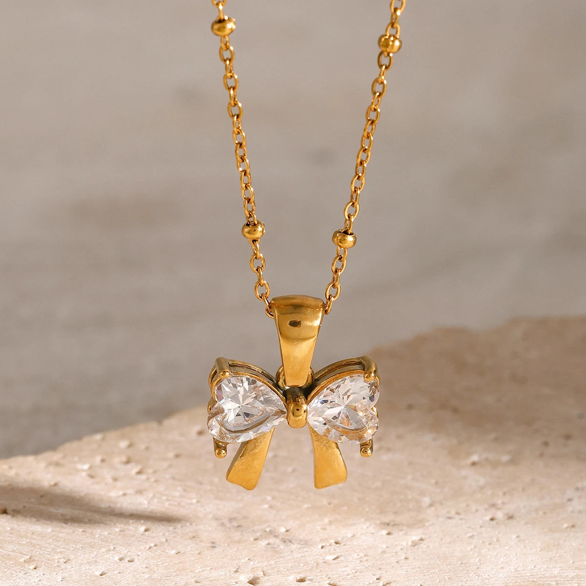 Zirconia Bow Necklace