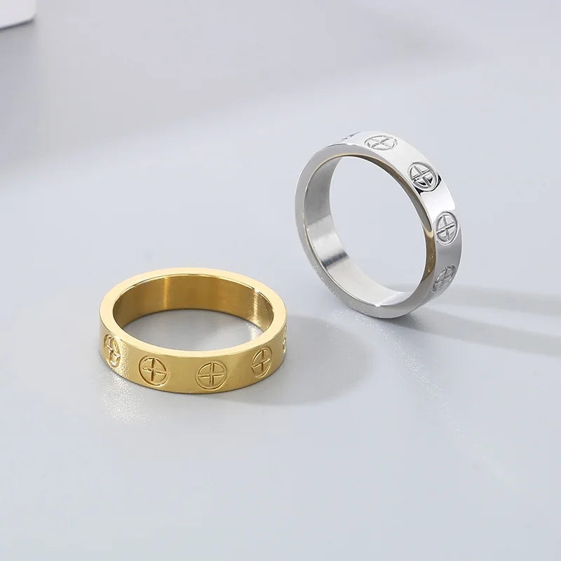 Classic Cross Ring